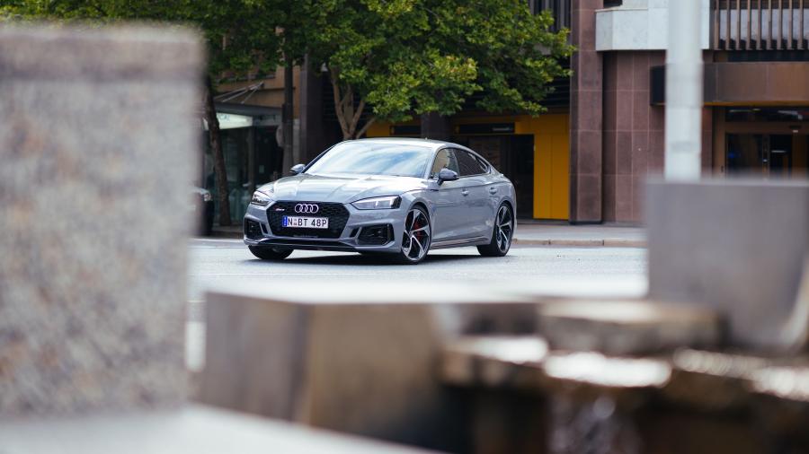  Audi RS5 Sportback 2019 года  (AU) (фото 16 из 40)